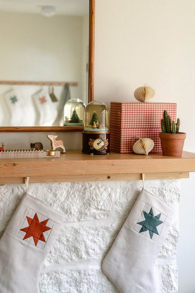 Sawtooth Star Linen Stockings